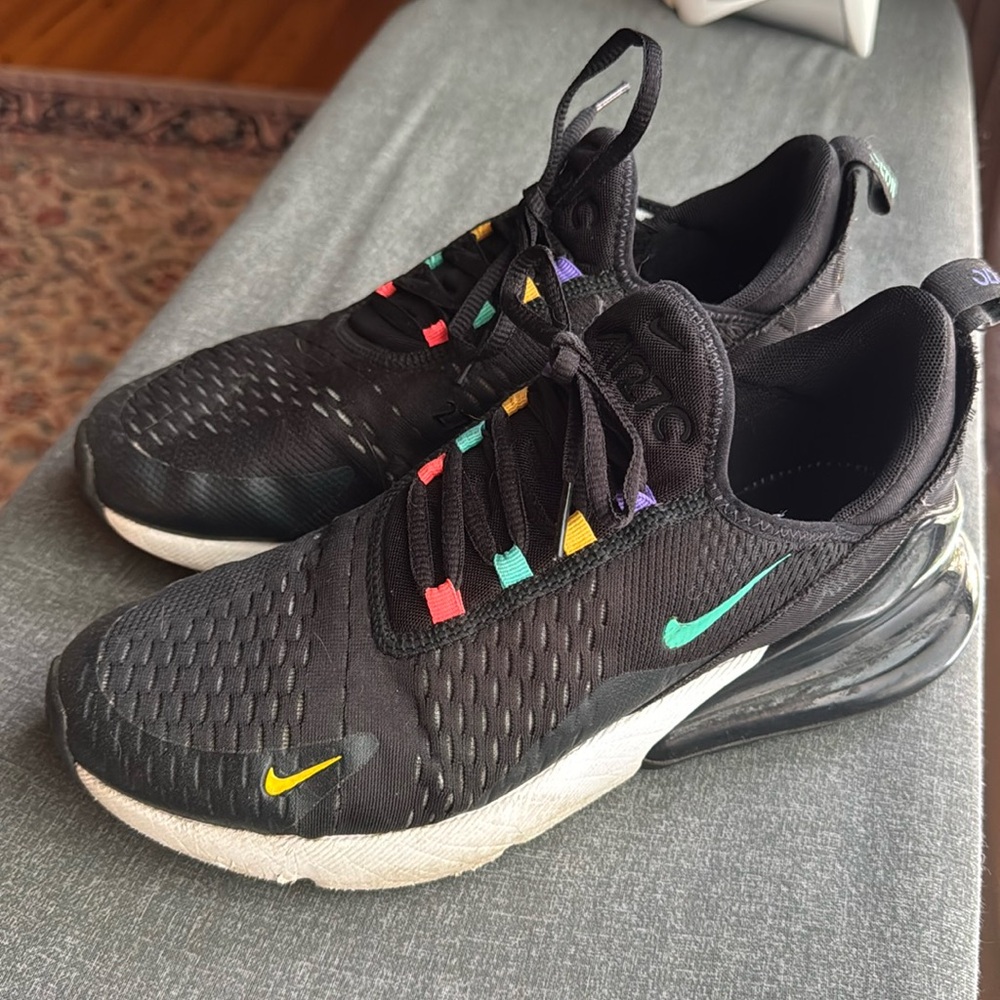 nike air max 270s